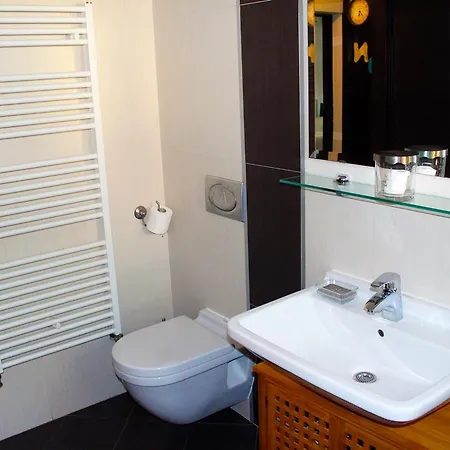 Apartment Pinia