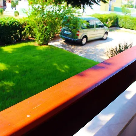 Pinia Lägenhet Poreč